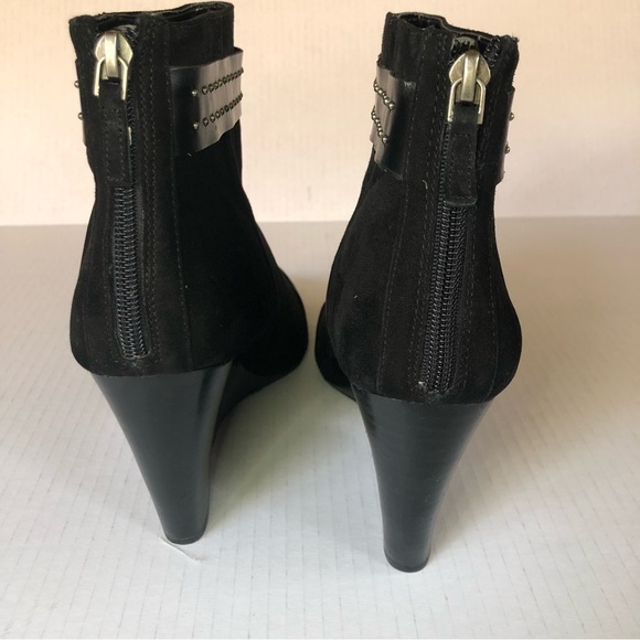 Franco Sarto Hardy Suede Studded Strap Wedge Heel Ankle Booties Size 9 - Picture 4 of 14